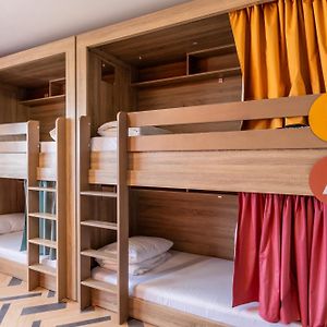 Dormitory Room Mixed
